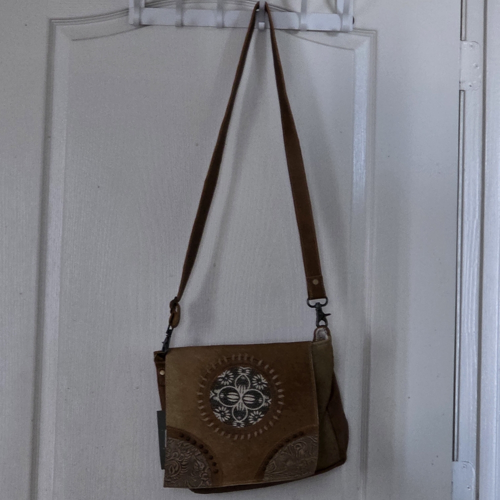 Brown Leather Crossbody Bag Myrabag